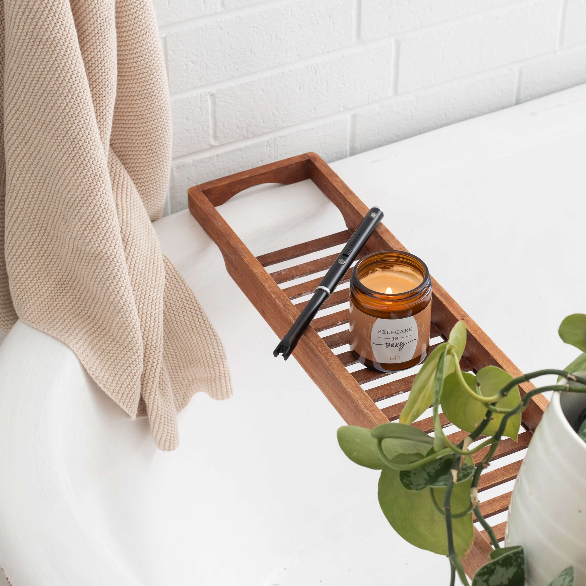 spa soy candle